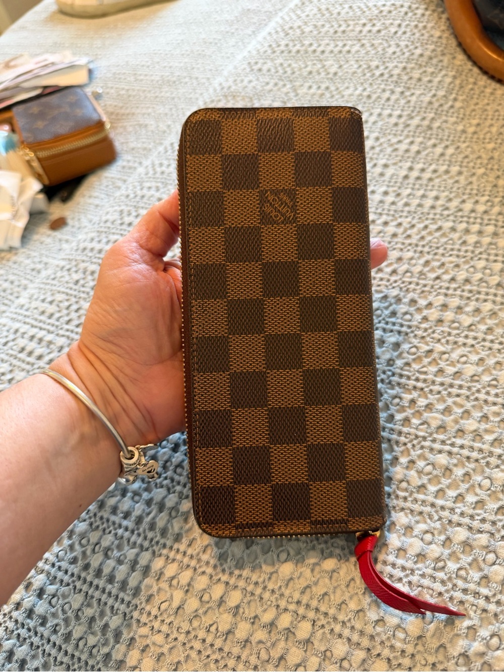 Louis Vuitton Brown Damier Zip Around Wallet with Red Pull - Picture 2 of 10